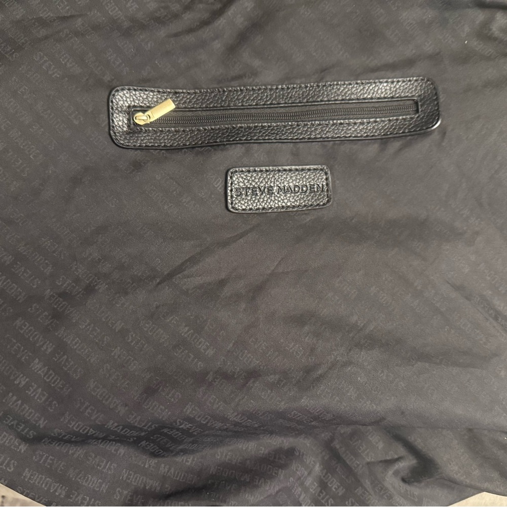Steve Madden Bstanton Black Tote Bag - Picture 8 of 9